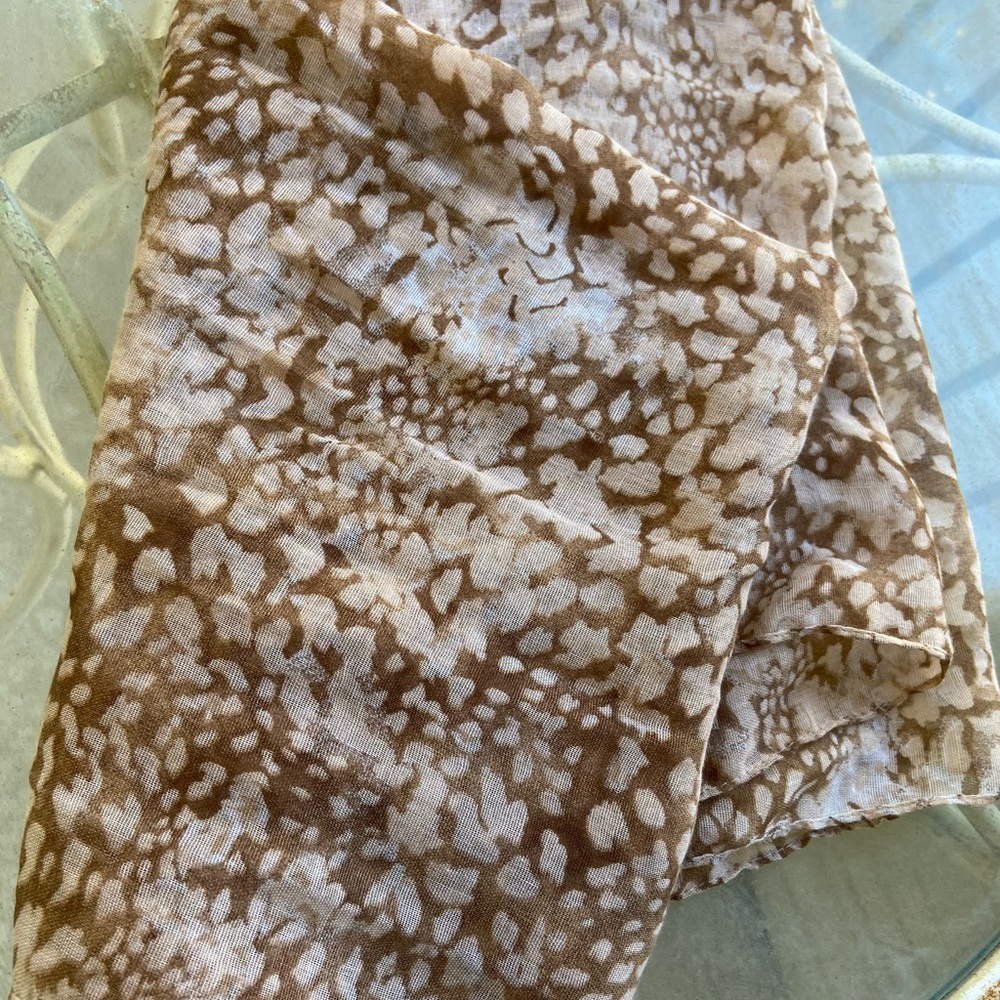 Brown Patterned Infinity Scarf - Picture 3 of 3
